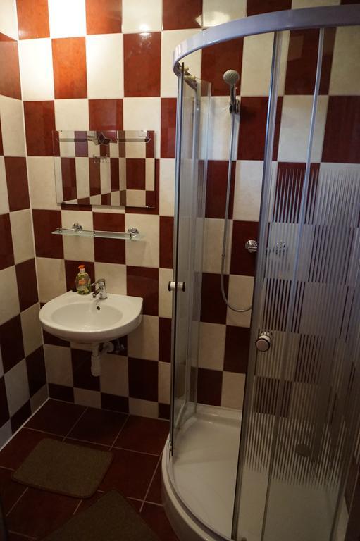 Vadrozsa Vendeghaz-Apartman Demjen Ngoại thất bức ảnh